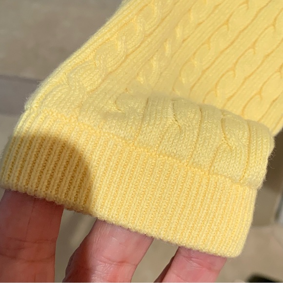 IZOD -FLEX. Canary yellow cable knit sweater w/90th PGA championship log… - Picture 6 of 12